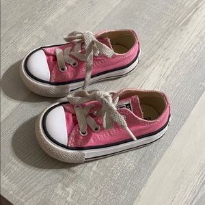 Converse toddler sneakers